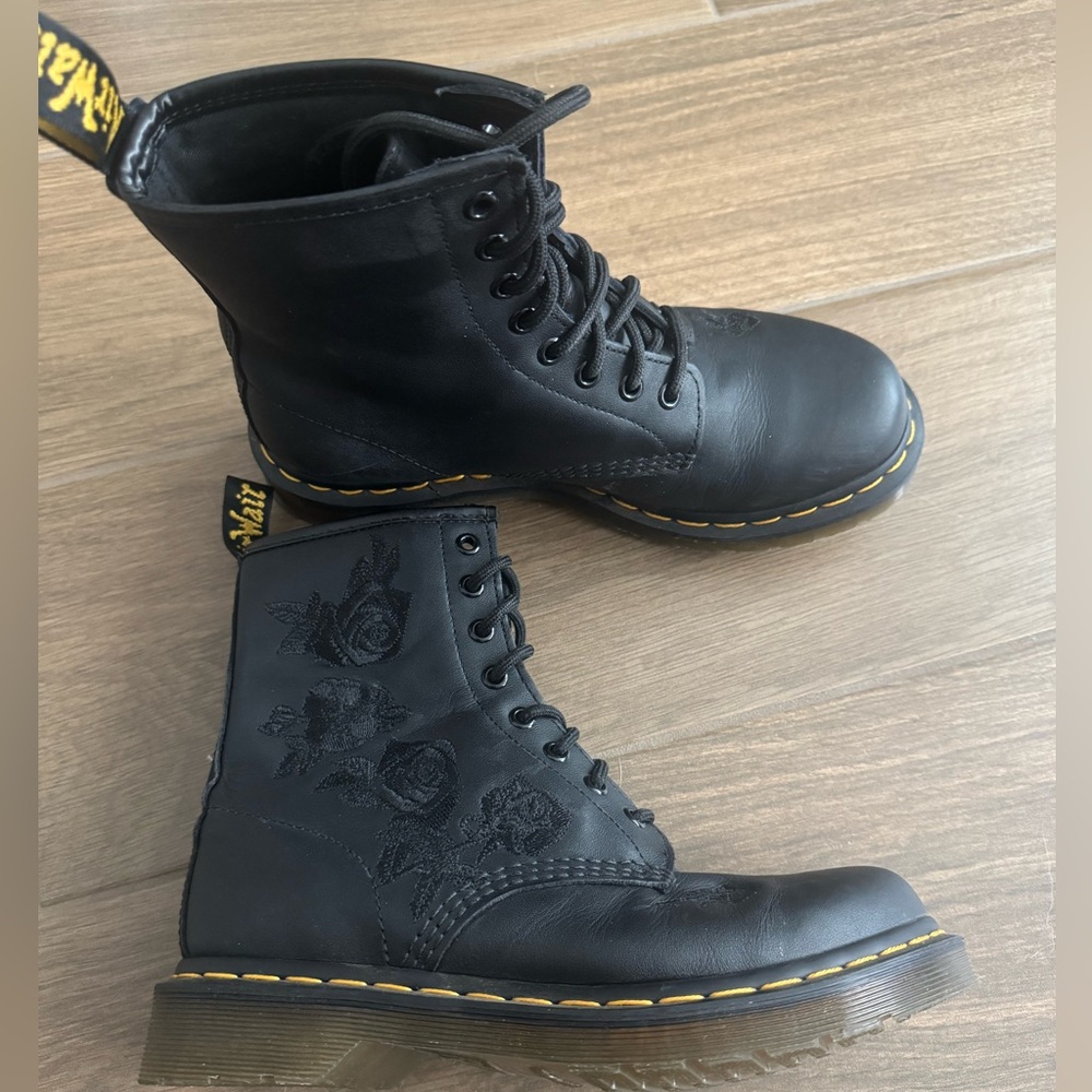 1460 VONDA MONO WOMEN'S FLORAL BOOTS DR MARTENS - Picture 3 of 5